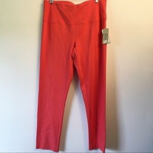 SHARON Young A La Carte Capri Pants